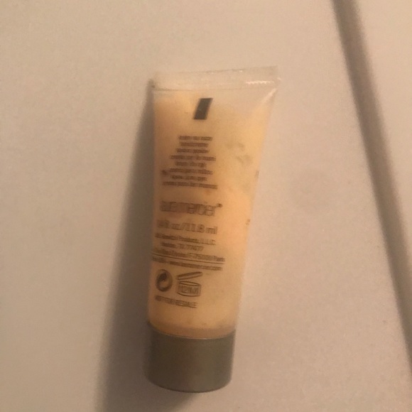 Skin care mini trio bundle - Picture 6 of 7